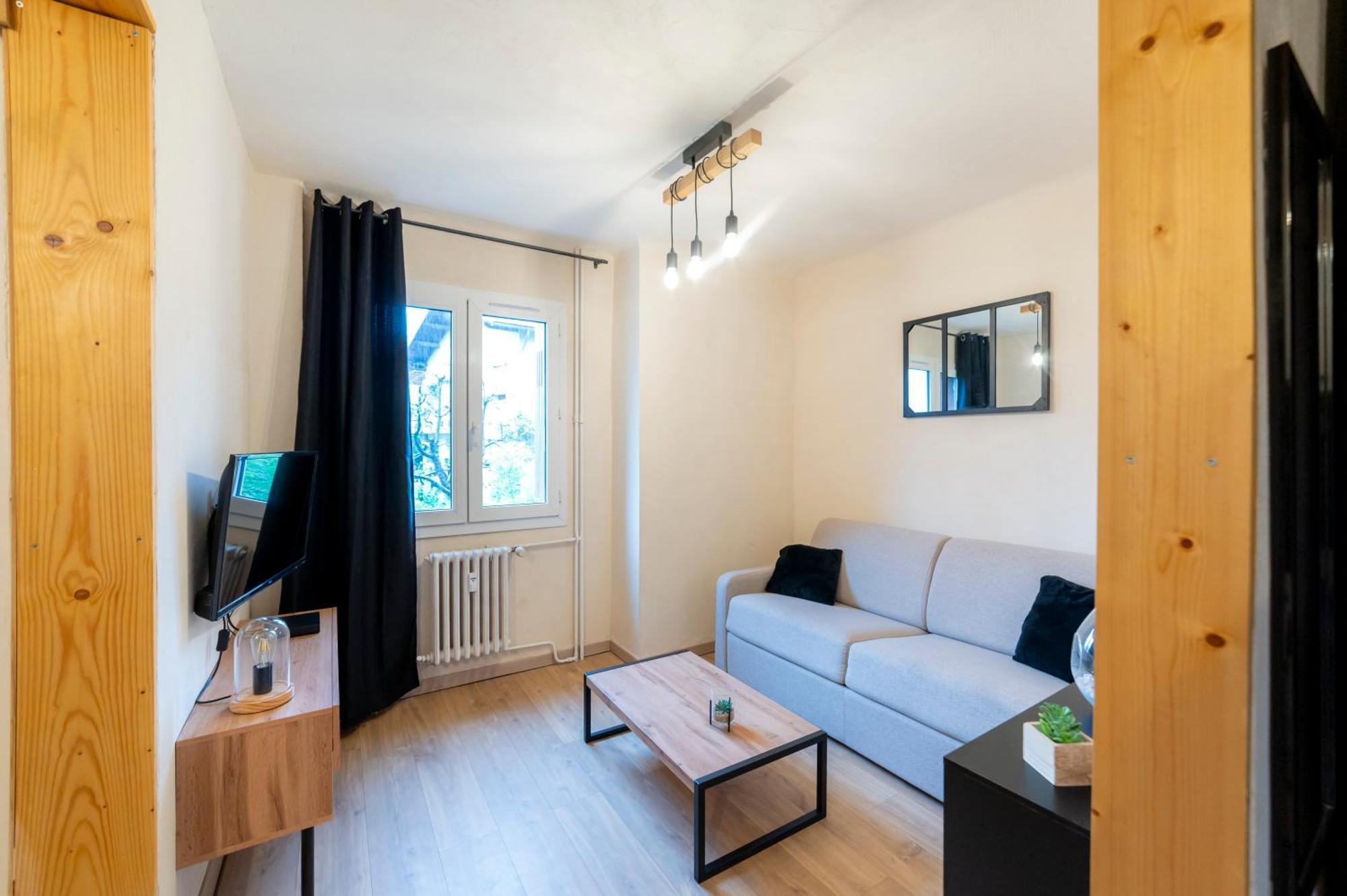 La Galleanne Studio Agreable Et Chaleureux Briançon Exterior foto