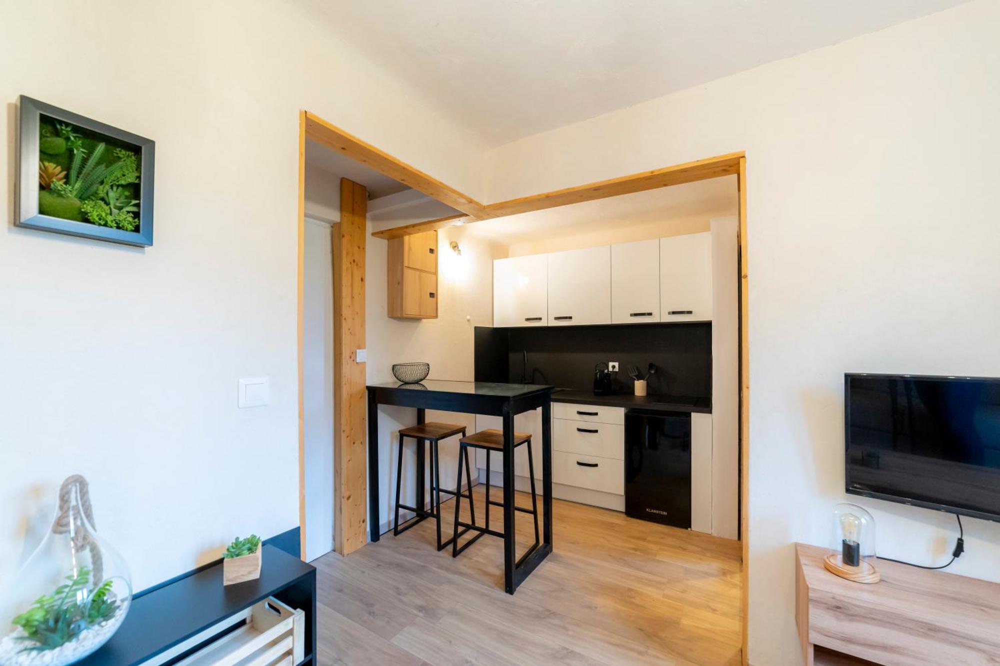La Galleanne Studio Agreable Et Chaleureux Briançon Exterior foto
